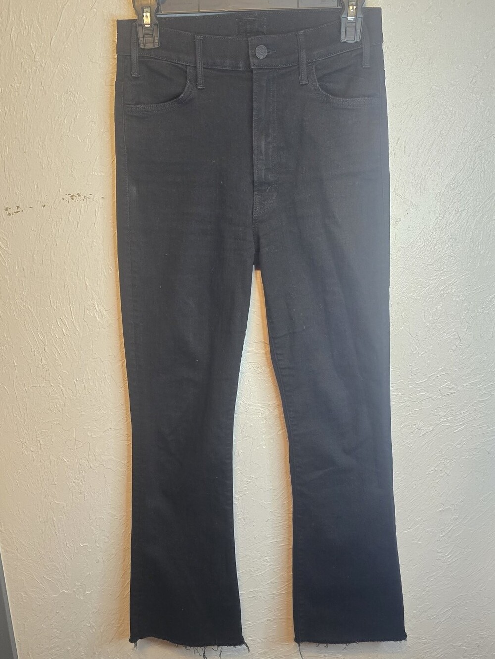 MOTHER The Hustler Ankle Fray Jeans 26 Not Guilty Black High-Rise Flare Fray Hem